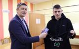 в7